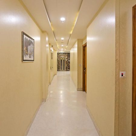 Frank Stay-Newly Built Worth -2Mins Walk From Rk Ashram Metro Satation Nova Deli Exterior foto
